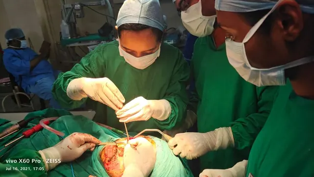 Hands-on dental surgical training at Clinicals